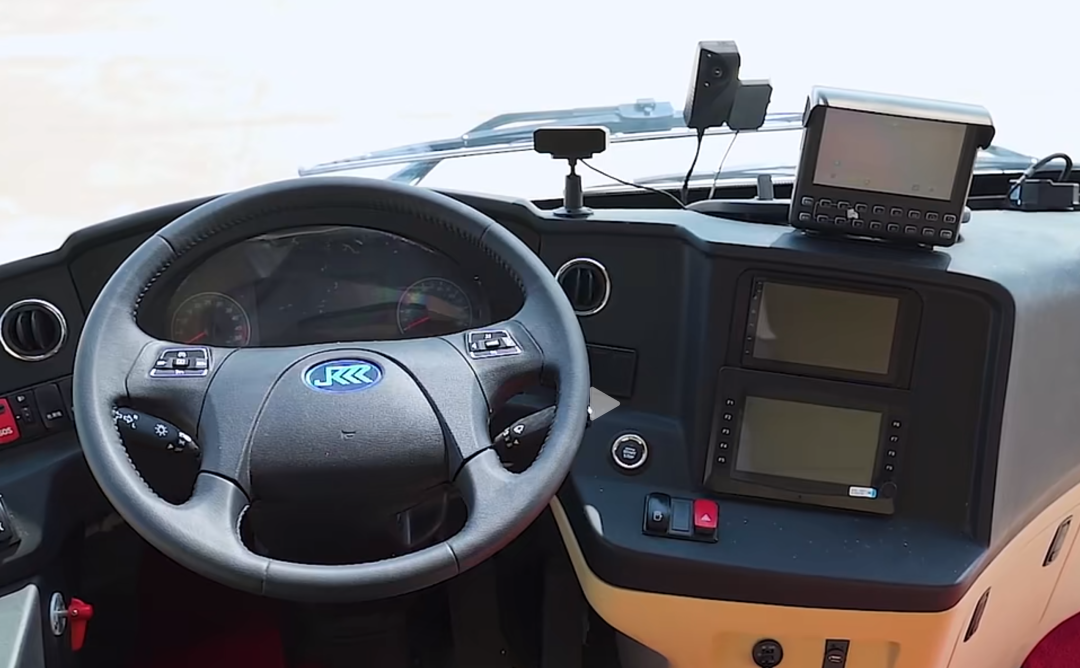 電動(dòng)洗掃車(chē)駕駛室.png 電動(dòng)洗掃車(chē)駕駛室.png